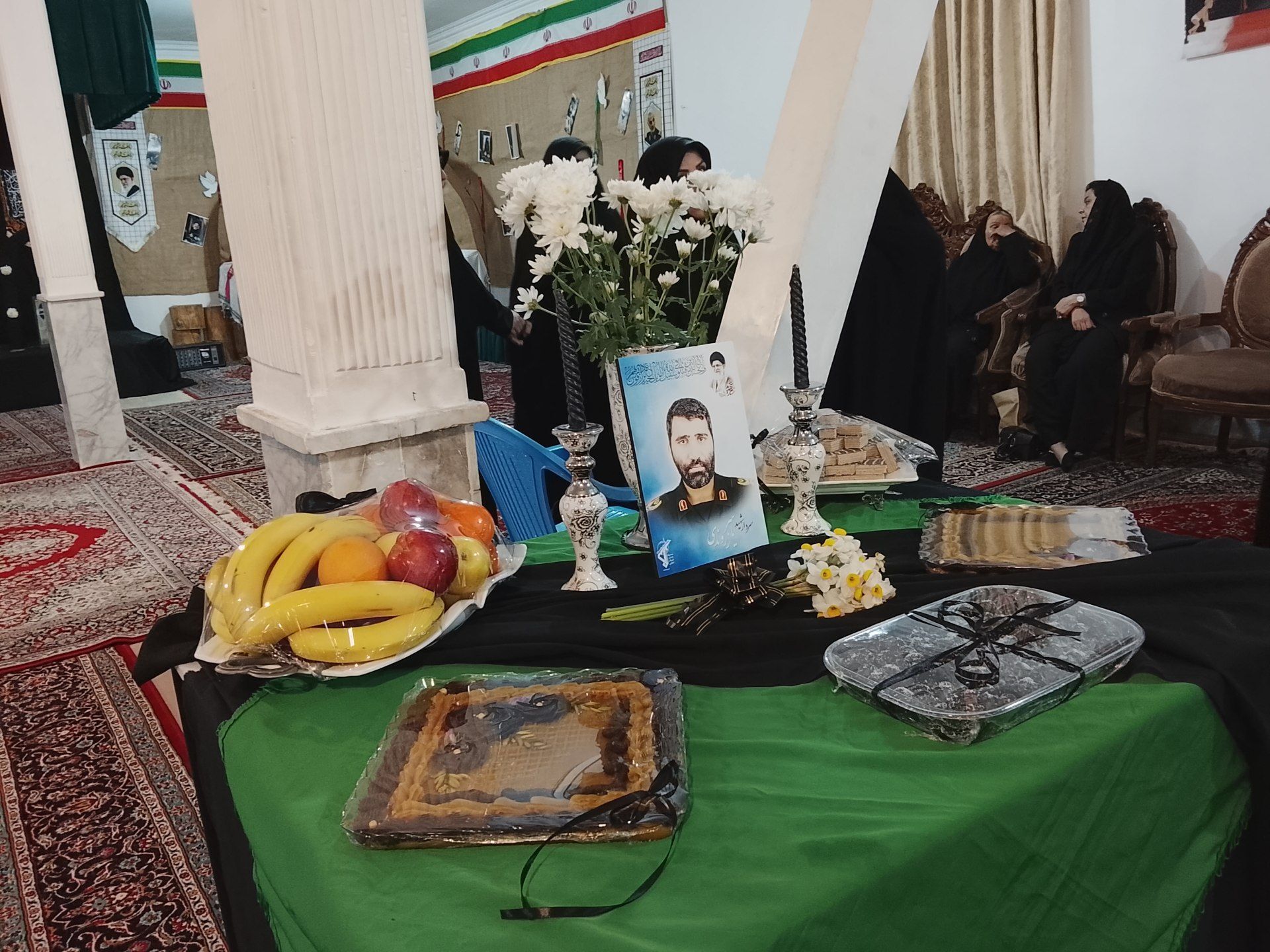 مراسم هفتم شهید یاسر زروندی در مسجد امام حسین (ع) 