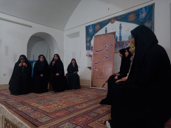 برگزاری مشاعره مهدوی در خانه شعر و ادب یزد