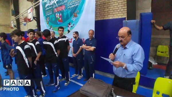 آغاز رقابت دانش‌آموزان تنیس روی میز کشور در البرز 
