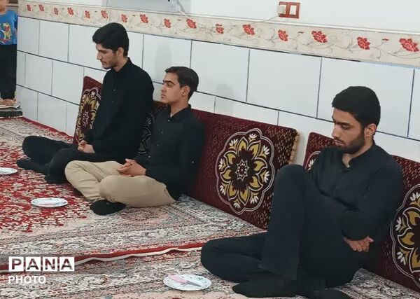 دیدار اعضای کمیته خادم الشهدا شهرستان کبودرآهنگ با خانواده شهدا