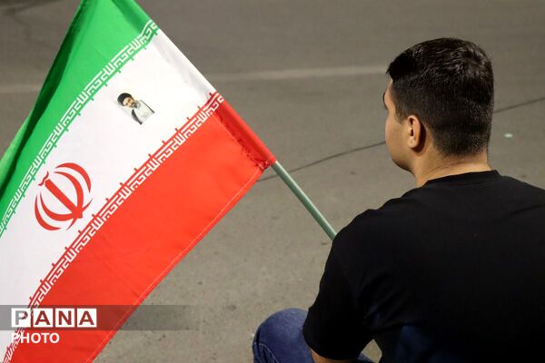 جان‌برکفان گفتند از این عشق و حالا‌ ذکر لب ما لحظه‌لحظه هست: ایران