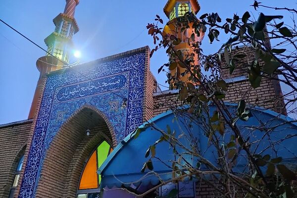 آخرین روز از اعتکاف دانش آموزی انس با خدا  در مسجد جامع شهر بار نیشابور