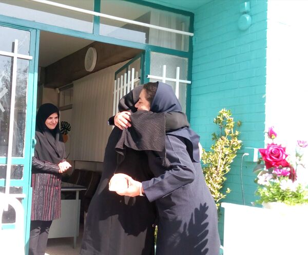 مراسم ولادت حضرت زینب و روز پرستار در دبیرستان فاطمیه