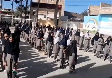 نوای زنگ مدرسه بار دیگر در مدارس گالیکش طنین انداز شد