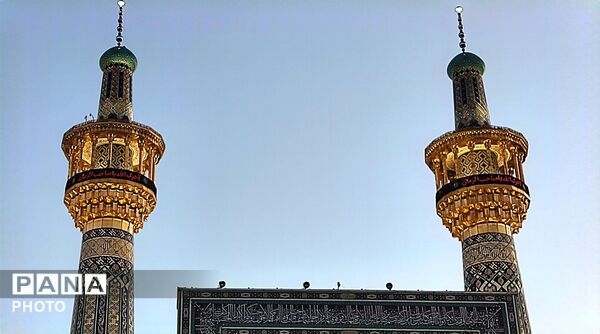 مراسم تشییع پیکر مطهر رهبر معظم انقلاب در جوار ملکوتی حرم امام رضا (ع)