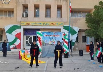 المپیاد ورزشی درون‌مدرسه‌ای در دبیرستان شاهد دهلران