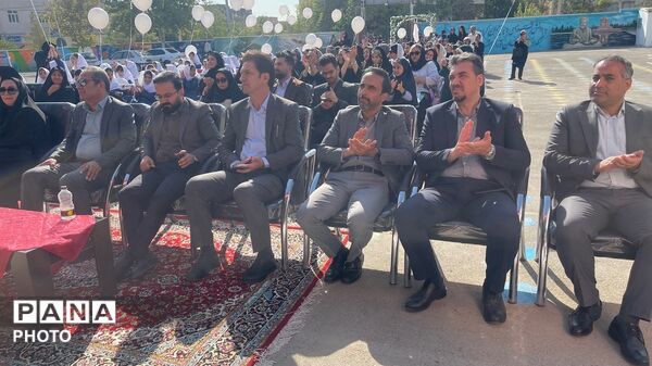 شروع پر شور مسیر علم، لحظات شیرین شکوفایی دانش آموزان ابتدایی ناحیه ۷ مشهد
