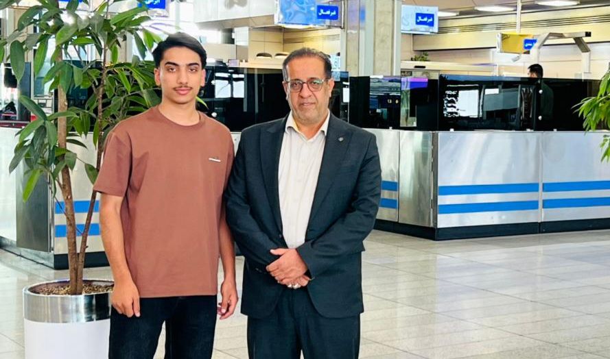 آئین جهانگیری، نماینده ایران از شهرستان قلعه‌گنج، به همراه تیم ملی شترسواری عازم ابوظبی می‌شود