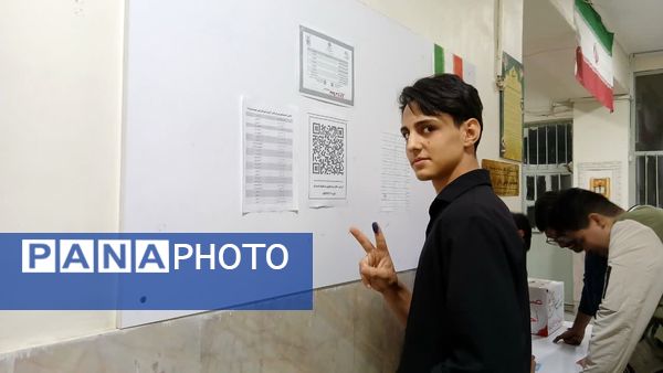 چرخش قلم به روی کاغذ، برای ساختن آینده‌ای بهتر