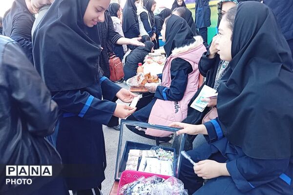 بازارچه و طرح بوم در دبیرستان حاج محمود رضوی شیراز