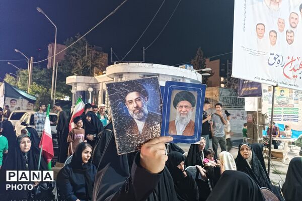  برنامه فرهنگی-آموزشی دانش‌آموزان در غرفه آموزش و پرورش ورامین 