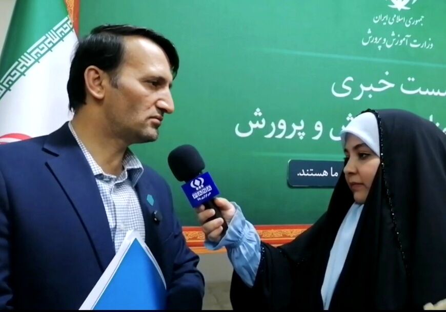 لزوم ارتقاء توانمندی‌‌های معلمان برای تربیت دانش‌آموزان توانمند/ تقویت بسته‌های آموزشی غیرحضوری و استفاده از ظرفیت‌های چندرسانه‌ای