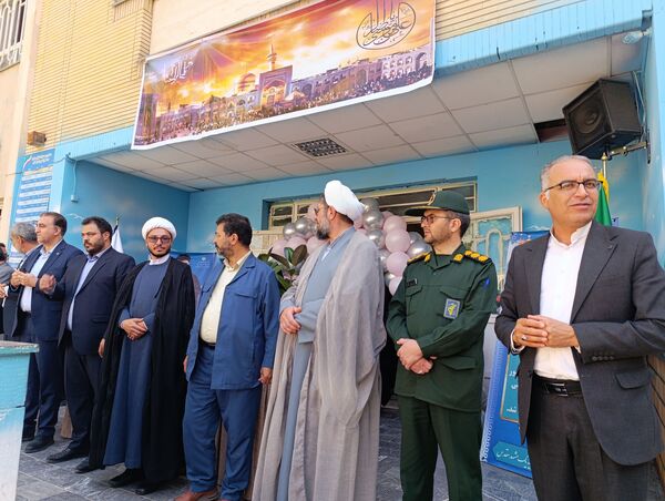 نواختن زنگ سپاس معلم در دبیرستان و دبستان میرزا جعفر سروقد