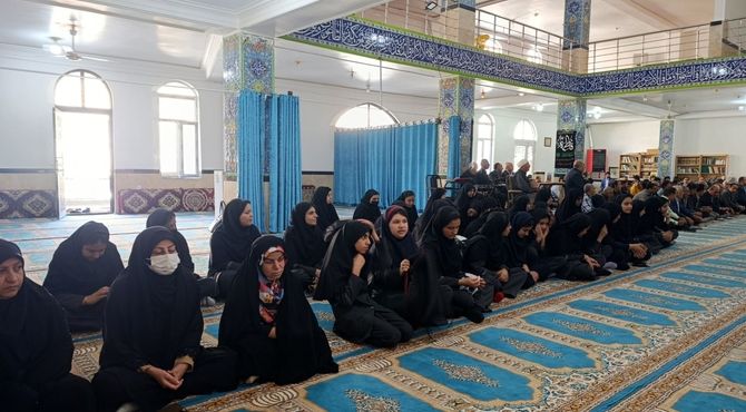 حضور امام جمعه، فرماندار و سایر مسئولین شهرستان دهلران در میان مردم بخش سراب میمه 