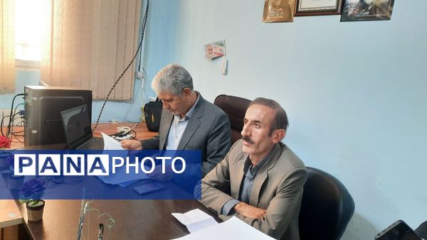 کارگاه توانمندسازی مربیان پرورشی در لوداب 