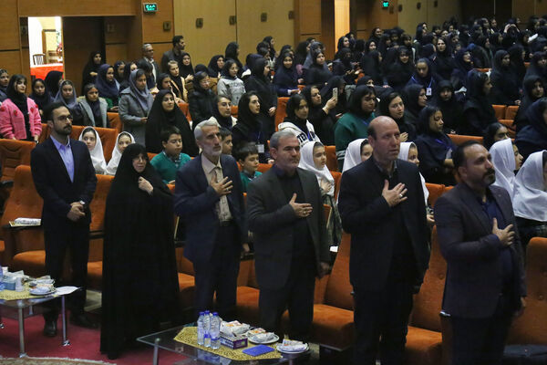 همایش دانش‌آموزان همیار مشاور آذربایجان‌شرقی