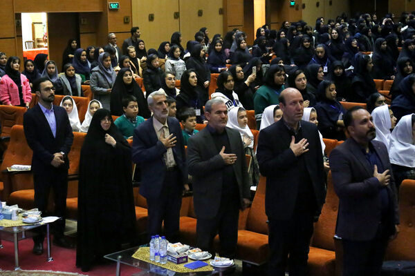 همایش دانش‌آموزان همیار مشاور آذربایجان‌شرقی