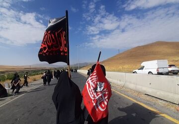 همایش بزرگ پیاده‌روی اربعین از شازند تا حرم مطهر امامزاده سهل ابن علی(ع) آستانه