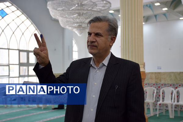 حضور پرشور حماسه سازان نهم دی در چهاردهمین دوره انتخابات ریاست جمهوری 