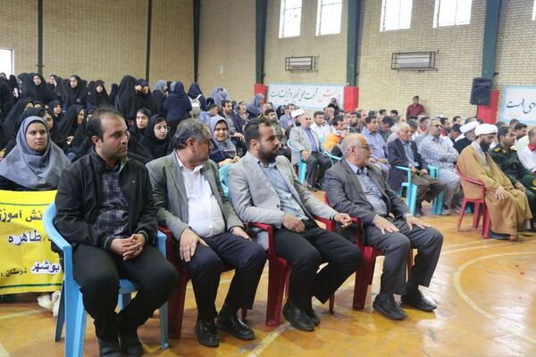 استقبال از پیکر مطهر شهید گمنام در اهرم تنگستان 