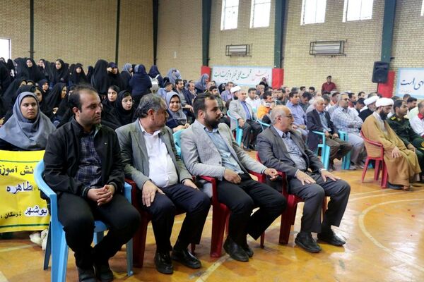 استقبال از پیکر مطهر شهید گمنام در اهرم تنگستان 