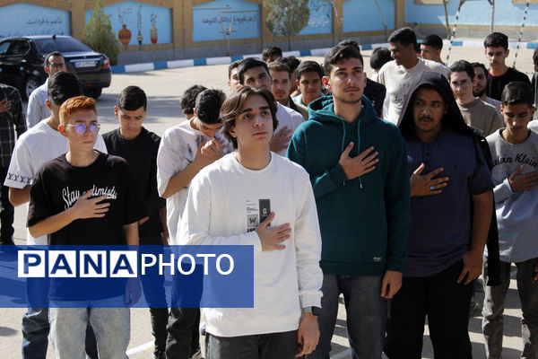 گرامیداشت هفته دفاع مقدس در دبیرستان شریعتی جاجرم