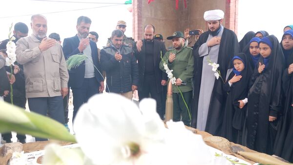 تجدید میثاق مردم صفادشت با شهدای گمنام