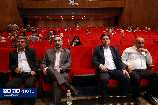 مناظره انتخاباتی با محوریت تعلیم و تربیت و آموزش و پرورش