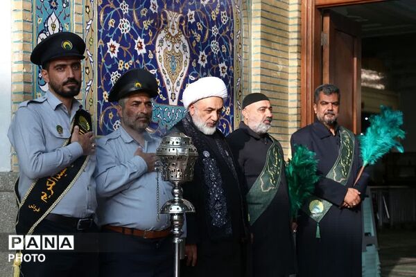 مراسم گرامیداشت رهبر شهید انقلاب اسلامی در حرم مطهر حضرت عبدالعظیم حسنی (ع) شهرری