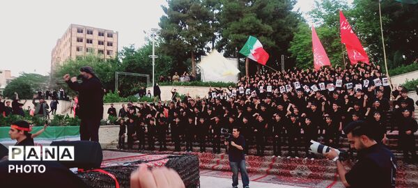 در قابِ «بچه‌محلِ آقا»؛ روایتی از شورِ بی‌پایانِ نسلِ جوان با اجرای نماهنگ های مصطفی قدمگاهی