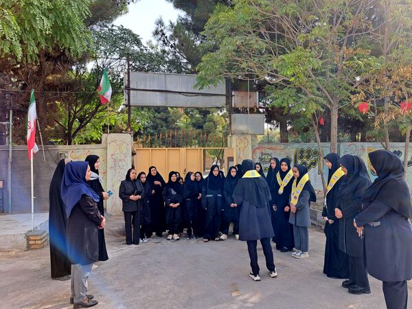 برگزاری جشن جوانه‌ها در آموزشگاه تکتم باخرز
