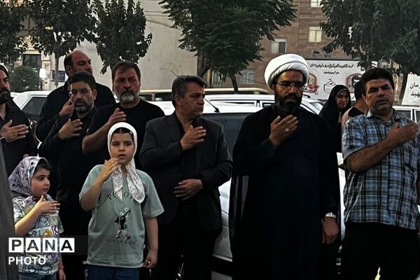 نقش‌آفرینی فعال فرهنگیان پاکدشت در موکب رهبر شهید