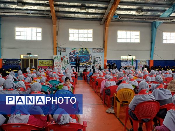 همایش یاوران انقلاب پیشگامان مقاومت در شهرستان جاجرم 