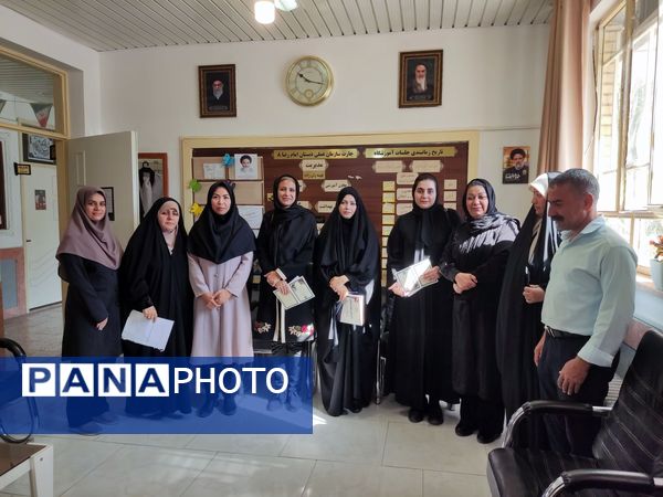 اولین جلسه انجمن اولیا و مربیان در دبستان رضای ۸ طرقبه شاندیز