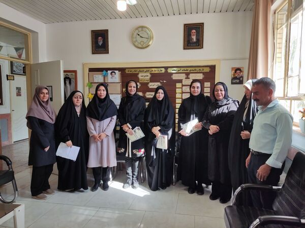 اولین جلسه انجمن اولیا و مربیان در دبستان رضای ۸ طرقبه شاندیز