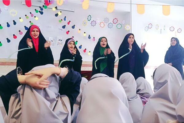 جشن نیمه شعبان در مدرسه شهید اسماعیلی عقدا پردیس 