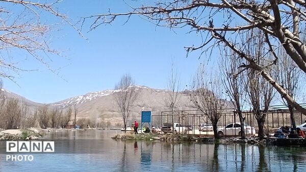 خنکی چشمه دیمه کوهرنگ روح را نوازش می‌دهد