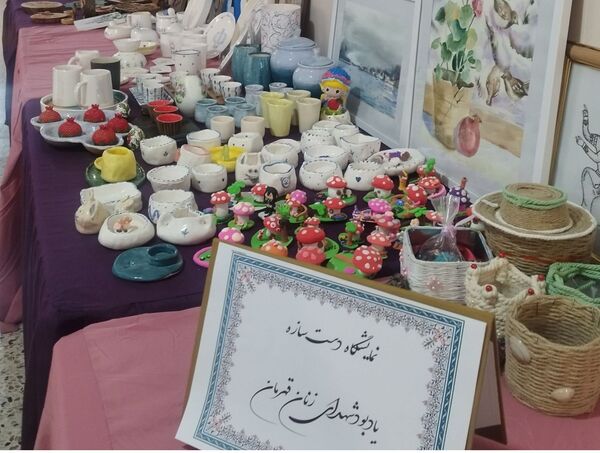 بازدید معاون آموزش متوسطه استان از دبیرستان شاهد تکتم ناحیه ۳ مشهد