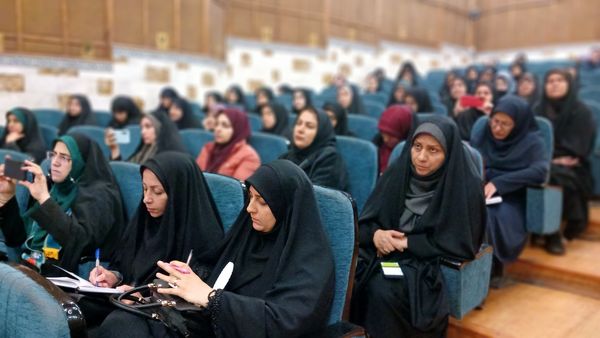 برگزاری دوره‌ تربیت مدرس پیشتازان سازمان دانش‌آموزی استان البرز