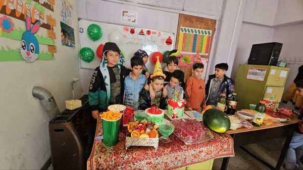 جشن یلدایی در مدرسه دکتر عسکریان یاسوج