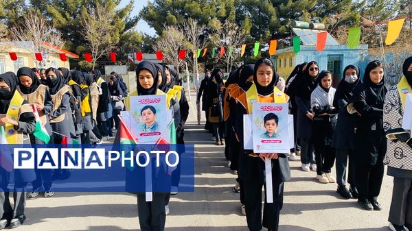  افتتاحیه مسابقات ورزشی بین‌مدرسه‌ای «جام اقتدار ایران» در آموزشگاه دخترانه تکتم