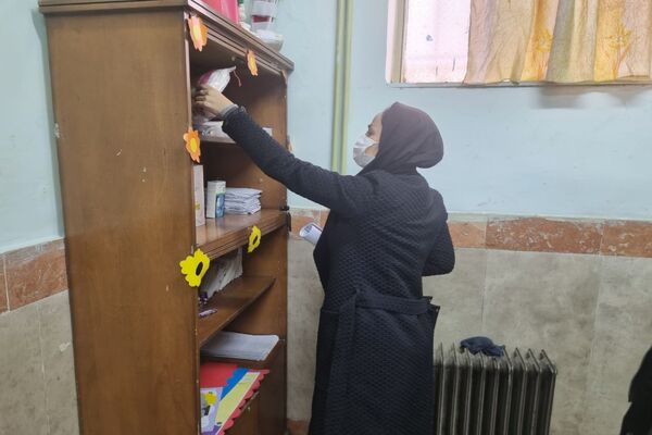 بازدید از وضعیت بهداشت و پایگاه‌های تغذیه سالم مدارس پاکدشت 