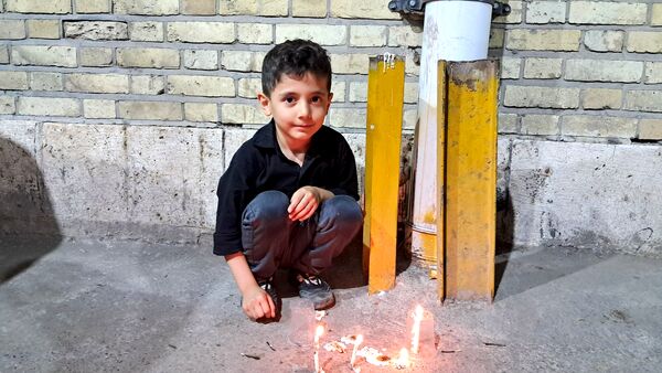 شام غریبان و حضور کودکان در مراسم سوگواری عاشورا