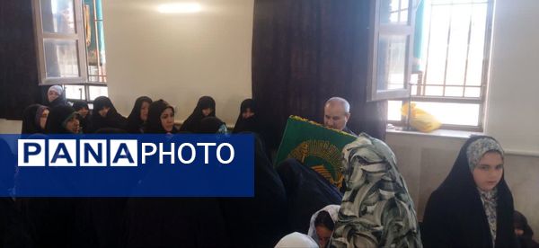 استقبال مردم شهر تیتکانلو از پرچم امام رضا(ع)