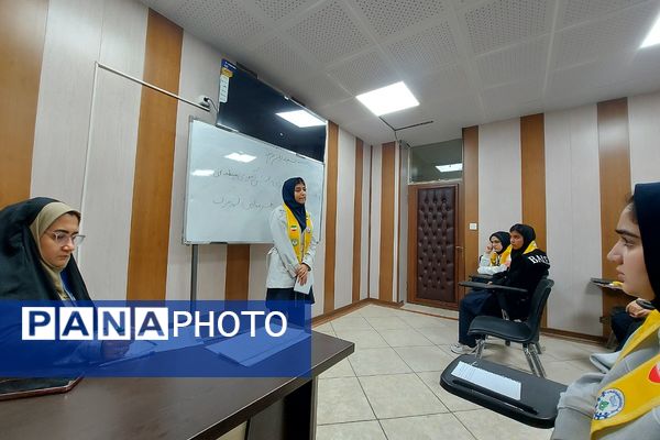  انتخابات شورای دانش‌آموزی منطقه‌ای در کهریزک 