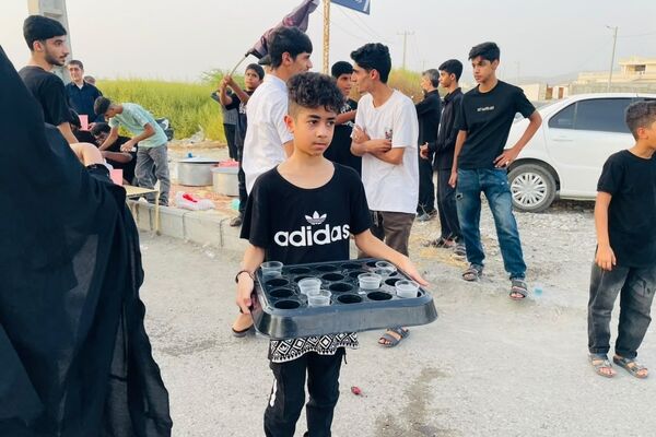 روایت نوجوانان میناب در موکب جاماندگان اربعین