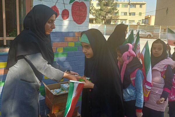 برگزاری صبحگاه‌ در کهریزک با برنامه‌های متنوع