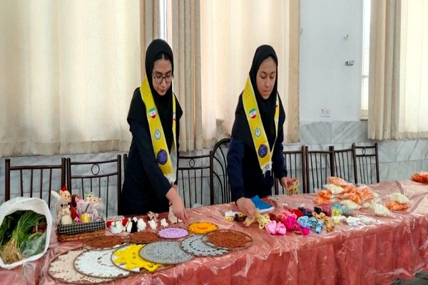 برپایی نمایشگاه و بازارچه کارو فناوری در دبیرستان شهید مجید دهنوی نیشابور