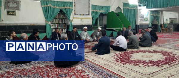نشست مسئولان و هیات امنای مسجد صاحب الزمان (عج) روستای گزکوه 