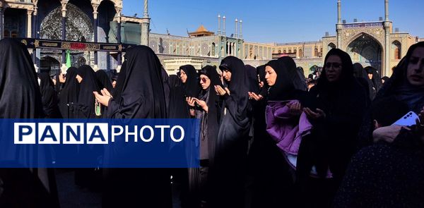 انس و ارادت قشرهای مختلف مردم قم با شهدای گمنام